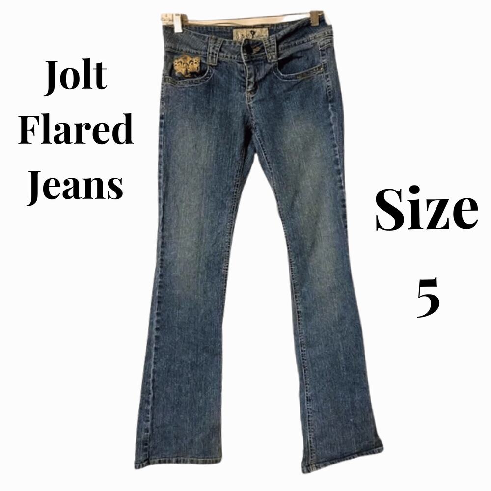 Jolt Women’s Flared Denim Blue Jeans Stretch Size 5 Light Wash Low Rise.